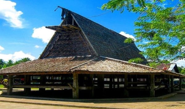 Rumah Adat Sasadu Salah Satu Budaya Indonesia Yang Terkenal